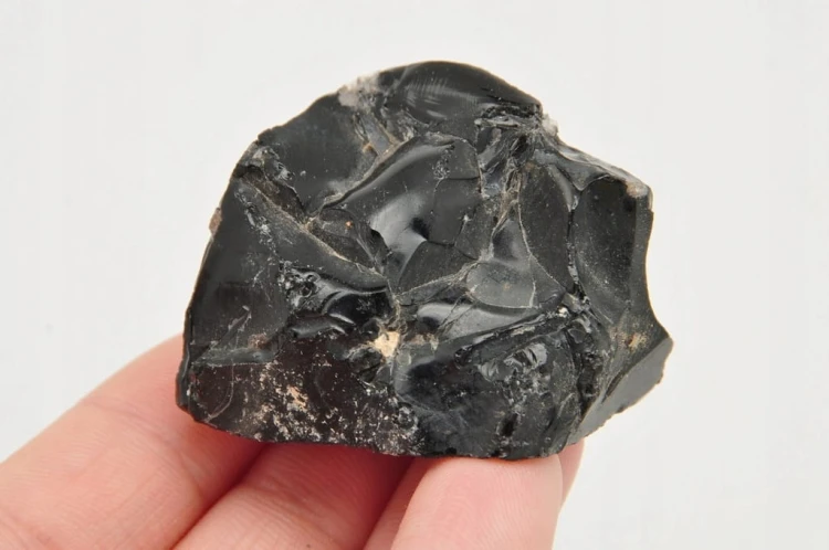 * OBSYDIAN ŚNIEŻNY MEKSYK MINERAŁ NATURALNY MAŁE INKLUZJE NR 1 *