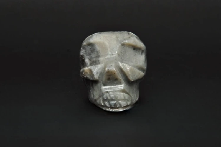 * STEATYT KAMIEŃ MYDLANY FIGURKA CZASZKA SZARY KOLOR POLEROWANY OKAZ NR 67