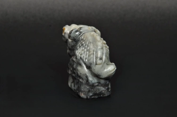 * STEATYT KAMIEŃ MYDLANY PERU FIGURKA KAMELEON RZEŹBA NR 63 *