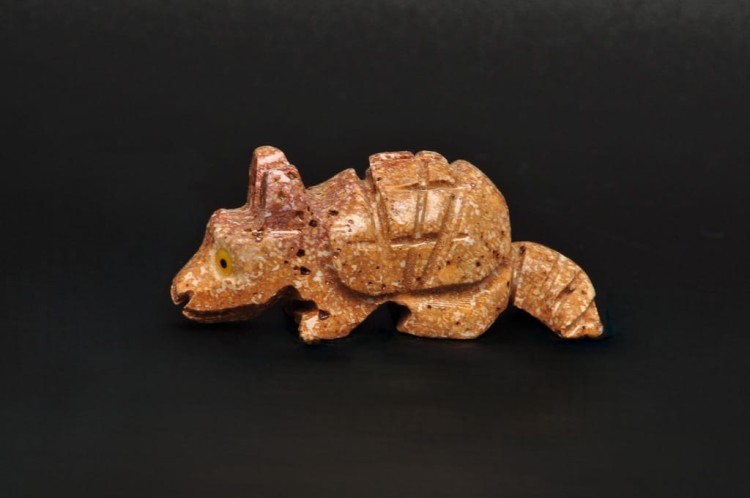 * STEATYT KAMIEŃ MYDLANY PANCERNIK PIĘKNA FIGURKA JAKO DEKORACJA NR 60 *