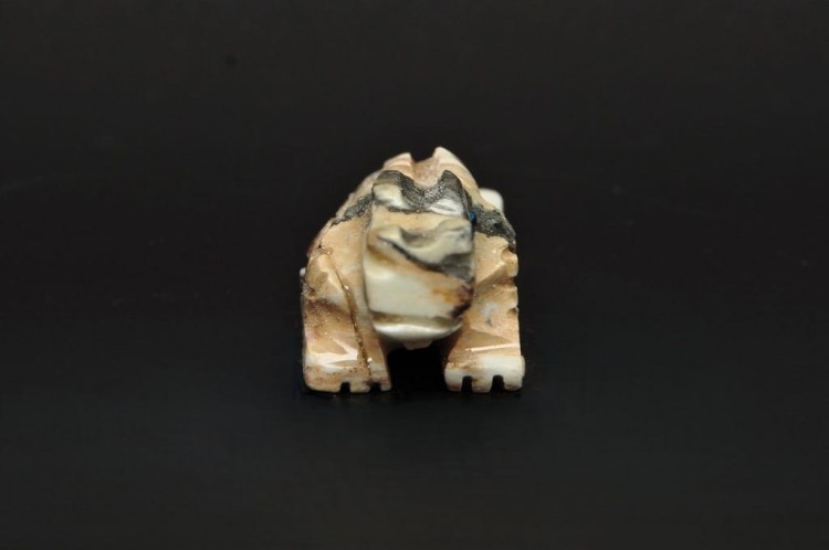 * STEATYT KAMIEŃ MYDLANY PERU KROKODYL NATURALNY OKAZ CIEKAWY PRZEKRÓJ 104