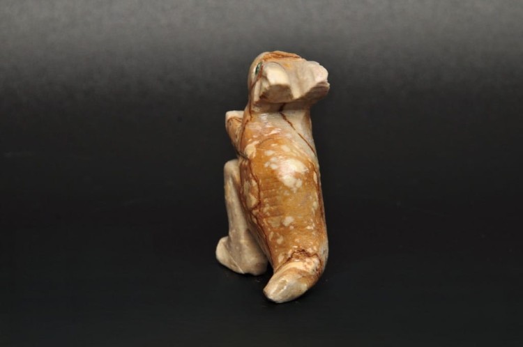 * STEATYT KAMIEŃ MYDLANY PERU KANGUR ŚLICZNA FIGURKA JAKO DEKORACJA NR 101