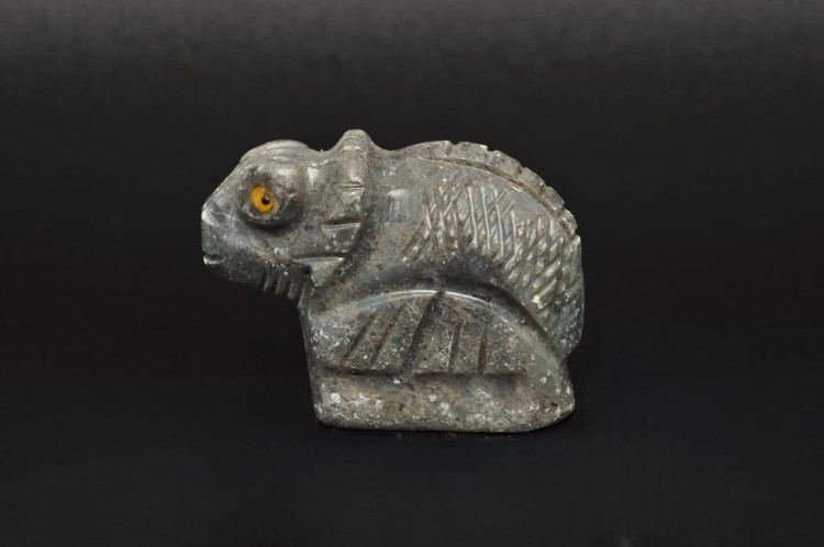 * STEATYT KAMIEŃ MYDLANY PERU KAMELEON SZARY KOLOR FIGURKA JAKO PREZENT 80