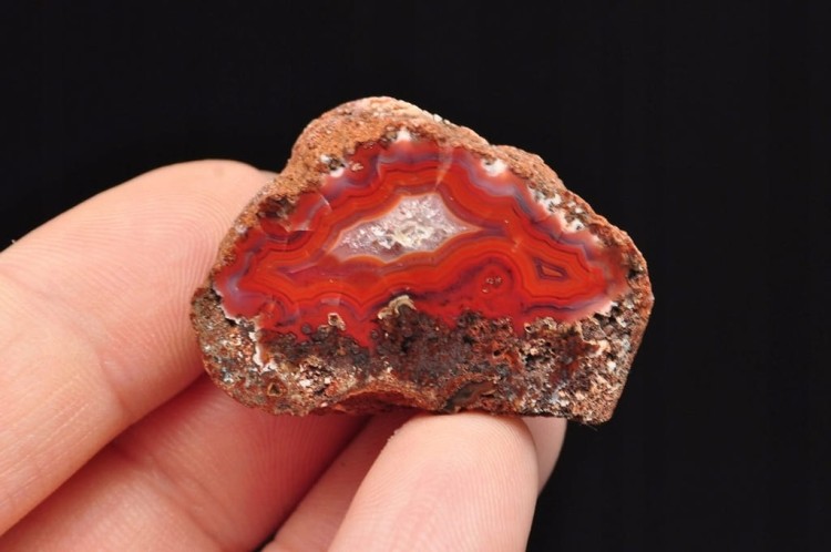 * AGAT ALIMAJO AFRYKA MINERAŁ NATURALNY KOLOR ŚLICZNY WZÓR OKAZ NR 5 *