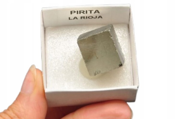 * KOSTKA PIRYTU HISZPANIA PRZEPIĘKNY MINERAŁ DOSKONAŁY DO KOLEKCJI NR 14 *