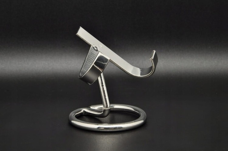 * METALOWY STOJAK PODSTAWEK DO MAŁYCH MINERAŁÓW SERC EKSPOZYTOR 6 CM *