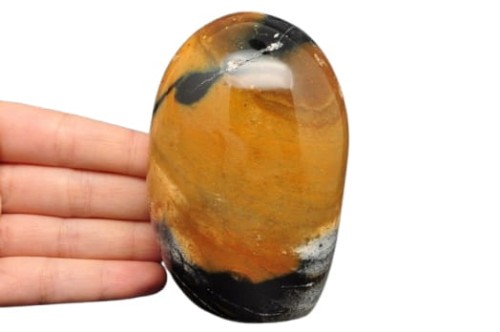 * JASPIS MADAGASKAR PIĘKNY MINERAŁ ŚLICZNY STOJĄCY OKAZ NR 5 *