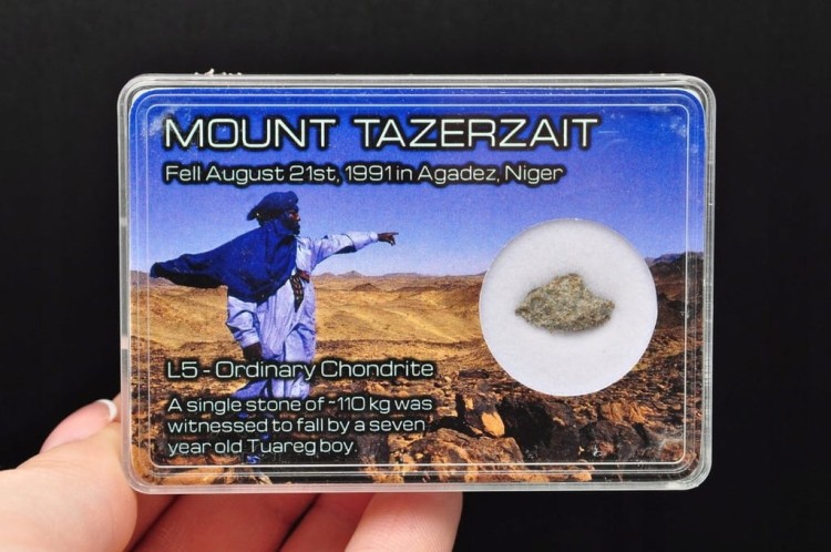 * METEORYT MOUNT TAZERZAIT PRAWDZIWY METEORYT DLA KOLEKCJONERA NR 6 *