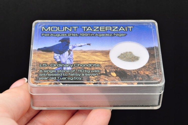 * METEORYT MOUNT TAZERZAIT PRAWDZIWY METEORYT DLA KOLEKCJONERA NR 6 *