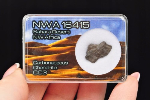 * METEORYT NWA 16415 AFRYKA ZJAWISKOWY OKAZ DLA KOLEKCJONERA NR 3 *