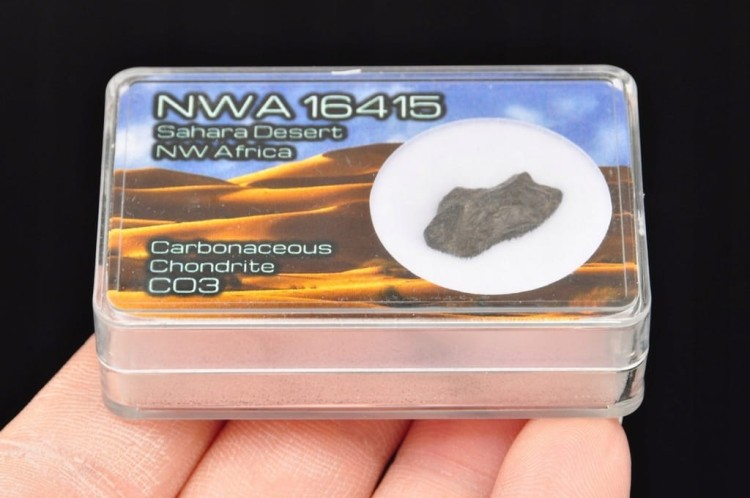 * METEORYT NWA 16415 AFRYKA ZJAWISKOWY OKAZ DLA KOLEKCJONERA NR 3 *