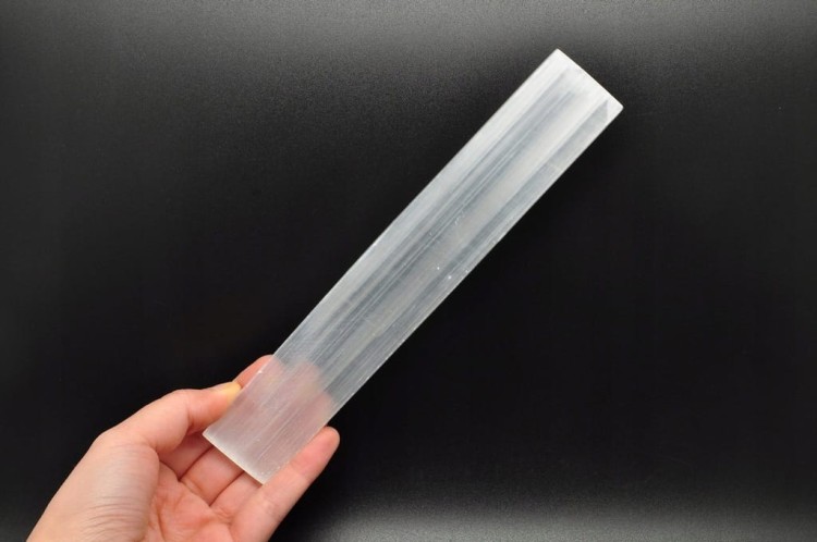 * SELENIT GIPS MAROKO CIEKAWY MINERAŁ DŁUGI OKAZ 20 CM NR 1 *