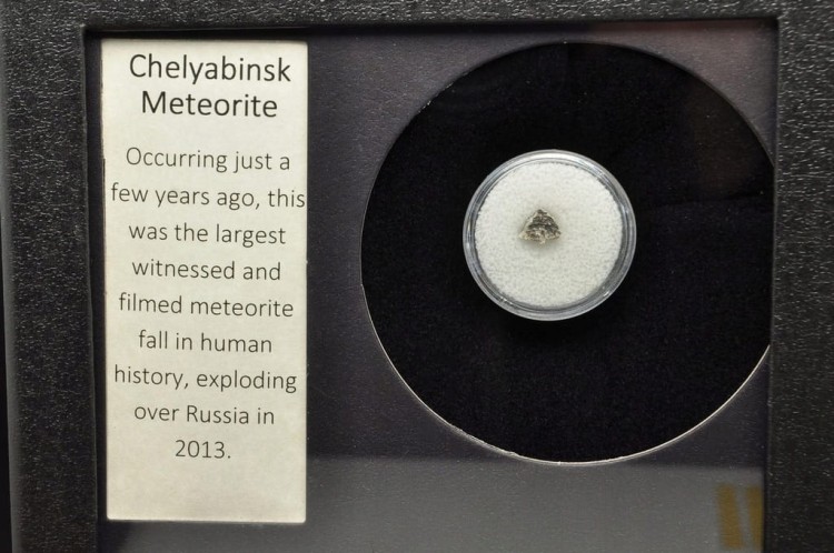* METEORYT CZELABIŃSK CHELYABINSK ROSJA W RAMCE DOSKONAŁY NA PREZENT NR 5 *