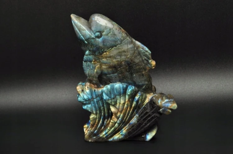 * LABRADORYT MADAGASKAR FIGURKA RZEŹBA DELFIN PIĘKNIE WYPOLEROWANY NR 5 *