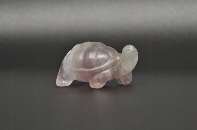 * FLUORYT ŚLICZNA MAŁA FIGURKA ŻÓŁW PASTELOWA BARWA NR 10 *