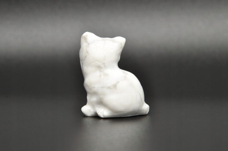 * HOWLIT FIGURKA KOT CIEKAWY WZÓR ŚWIETNY OKAZ NA PREZENT NR 2 *