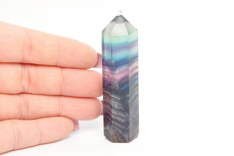 * FLUORYT CHINY OBELISK WIEŻA NATURALNA BARWA PIĘKNY PRZEKRÓJ NR 7 *