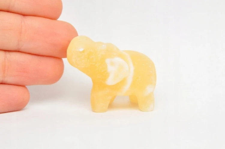 * KALCYT ŻÓŁTY PIĘKNA FIGURKA SŁOŃ UROKLIWY PREZENT NR 5 *