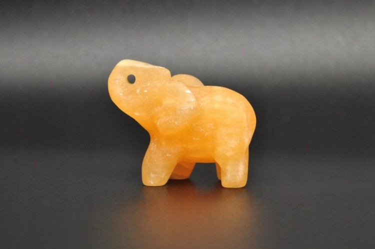 * KALCYT ŻÓŁTY MAŁA FIGURKA SŁOŃ PIĘKNA PASTELOWA BARWA NR 3 *