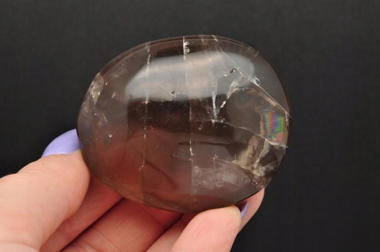* KWARC DYMNY MADAGASKAR NATURALNY MINERAŁ PALM STONE PIĘKNA TĘCZA NR GKD09