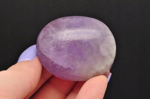 * AMETYST MADAGASKAR PALM STONE FIOLETOWY OKAZ DO MASAŻU NR AG10 *