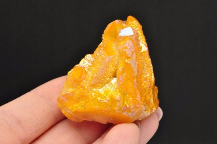 * KWARC POMARAŃCZOWY ORANGE AURA MINERAŁ O PIĘKNYM BŁYSKU NR 1 *