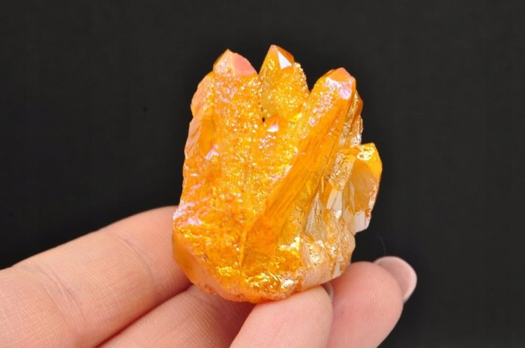 * KWARC POMARAŃCZOWY ORANGE AURA MINERAŁ O PIĘKNYM BŁYSKU NR 1 *