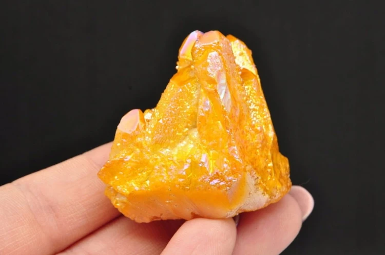 * KWARC POMARAŃCZOWY ORANGE AURA MINERAŁ O PIĘKNYM BŁYSKU NR 1 *