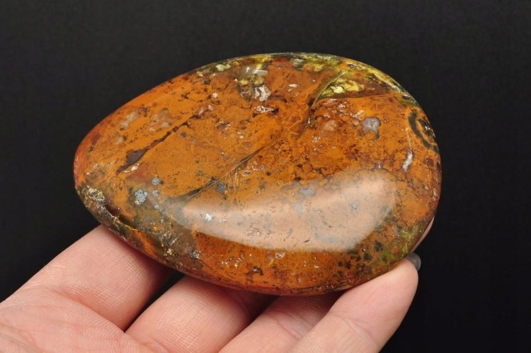 * OPAL ZIELONY PŁASKI MINERAŁ ZIELONO-BRĄZOWA BARWA SZLIFOWANY OKAZ NR 3 *