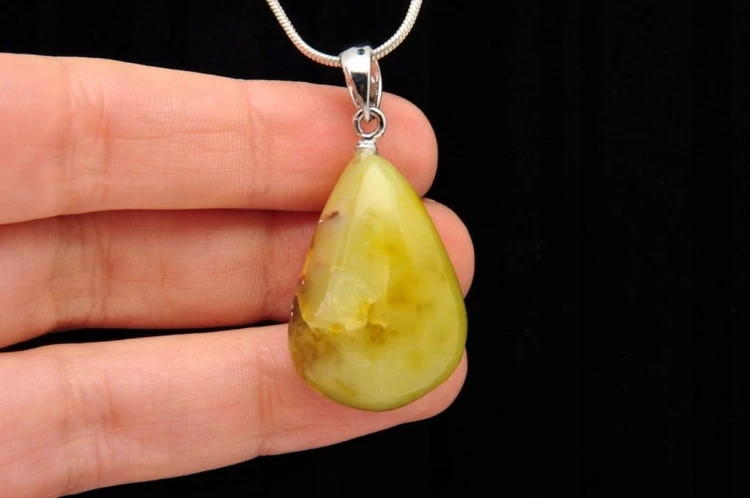 * OPAL ZIELONY UROKLIWA POLEROWANA ZAWIESZKA PIĘKNY OKAZ NR 9 *