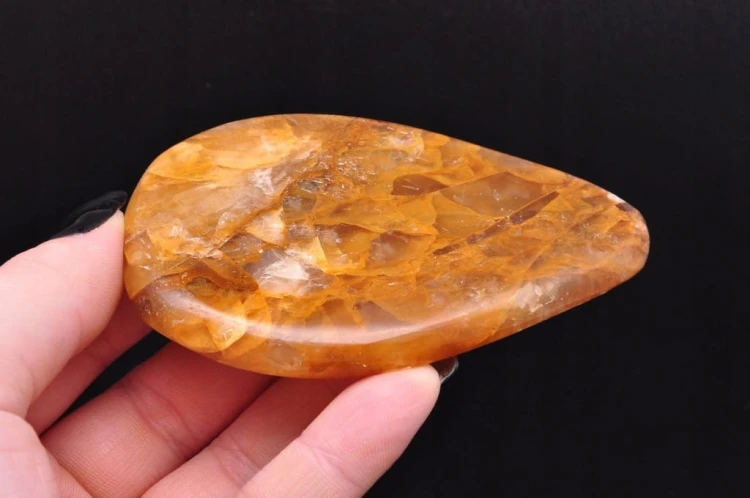 * KWARC Z LIMONITEM MINERAŁ NATURALNY PŁASKI KAMIEŃ CIEKAWY PRZEKRÓJ NR 6 *