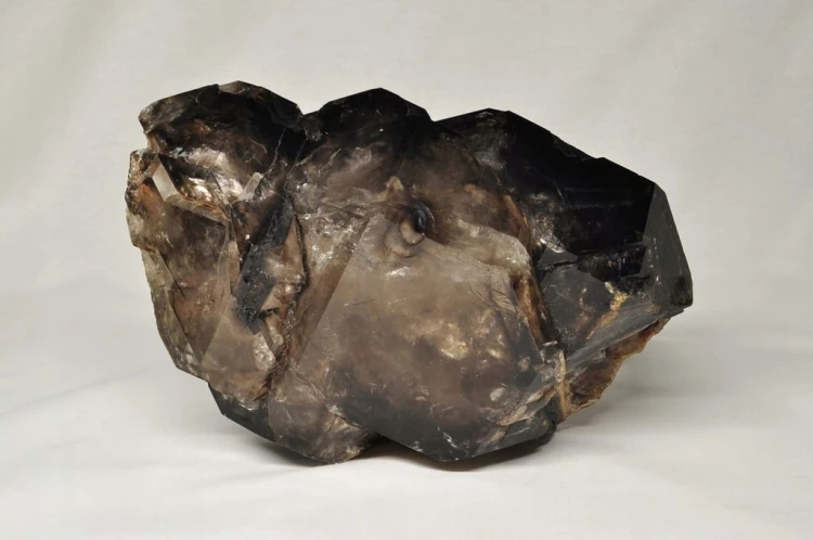 * KWARC DYMNY SZKIELETOWY NAMIBIA 5,1 KG WYJĄTKOWY OKAZ Z PIĘKNĄ TĘCZĄ NR 2