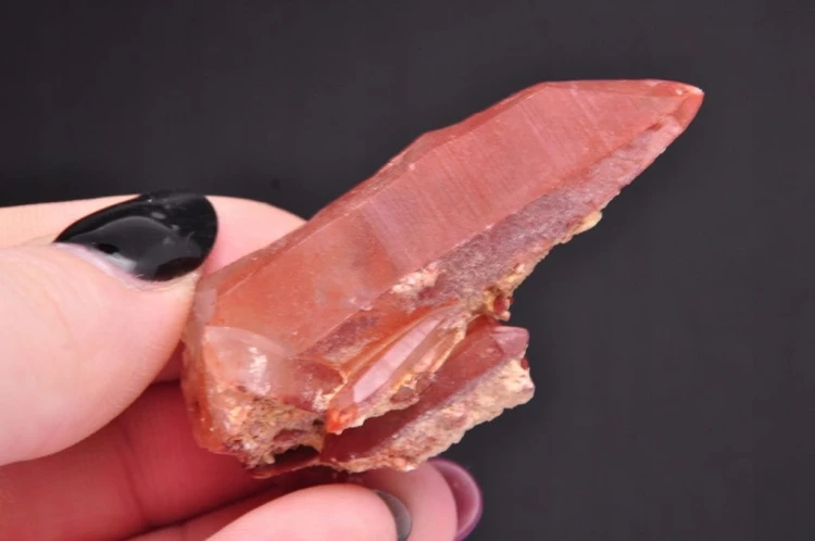 * KWARC Z HEMATYTEM NATURALNY KWARC ŻELAZISTY DOBRA JAKOŚĆ NR 13 *