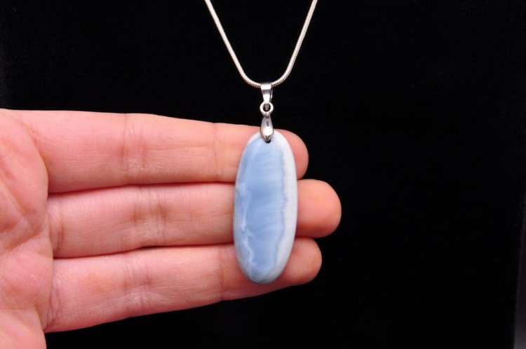 * OPAL BŁĘKITNY PERU WYJĄTKOWA ZAWIESZKA PRZEPIĘKNY NATURALNY OKAZ NR 35 *