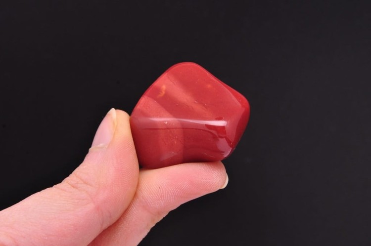 * JASPIS MOOKAIT AUSTRALIA ZJAWISKOWY MINERAŁ BĘBNOWANY NR 8 *