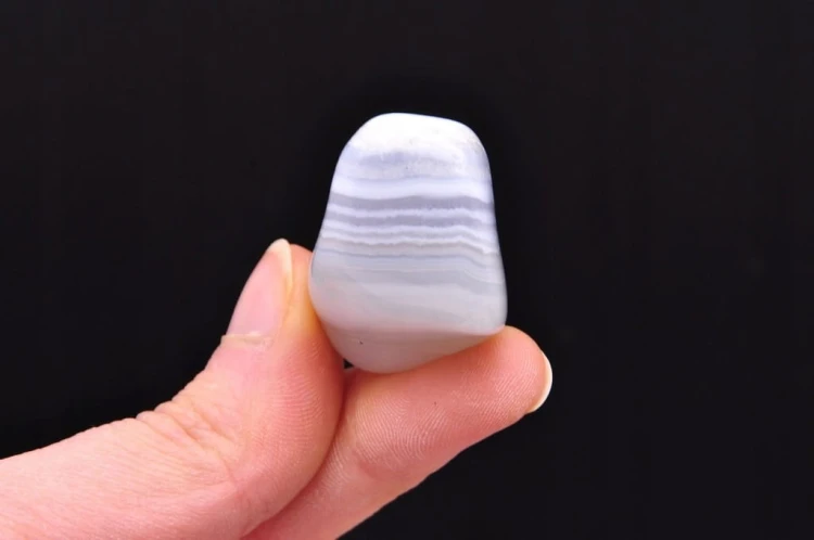 * CHALCEDON BŁĘKITNY AFRYKA ELEGANCKI MINERAŁ NA PREZENT NR 10 *