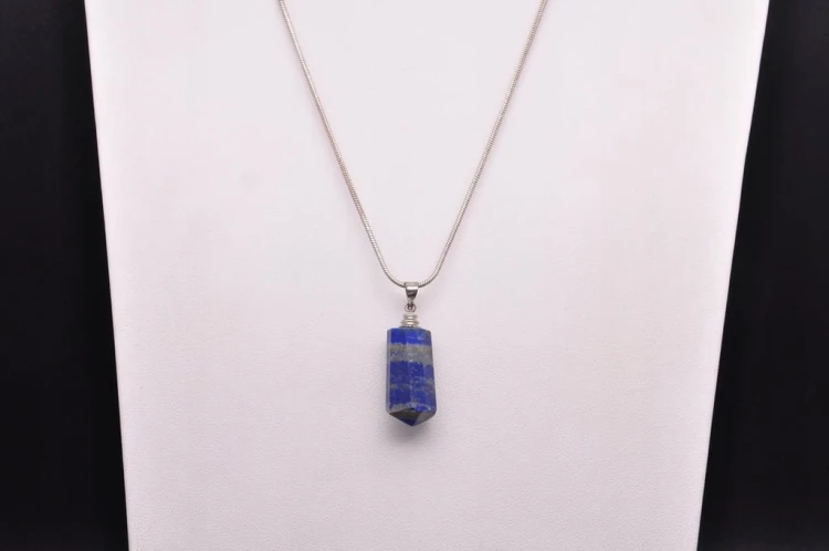 * LAPIS LAZULI INTERESUJĄCA ZAWIESZKA OBELISK NATURALNY MINERAŁ NR 9 *