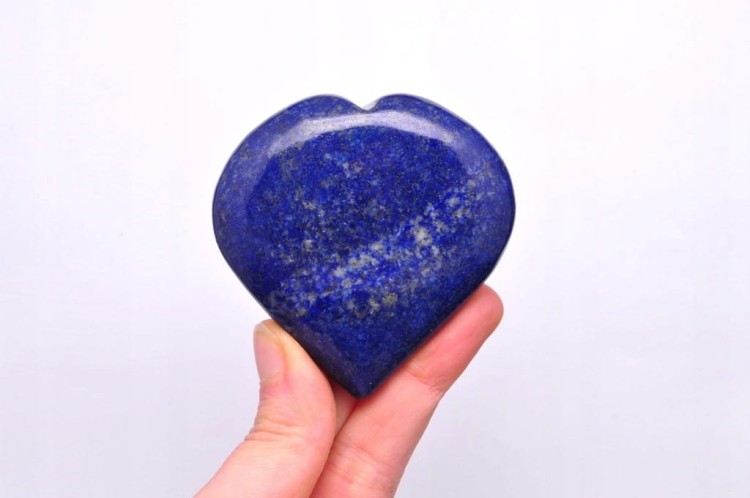 * LAPIS LAZULI PAKISTAN NIEBIESKIE UROKLIWE SERCE NATURALNY KAMIEŃ NR H87 *