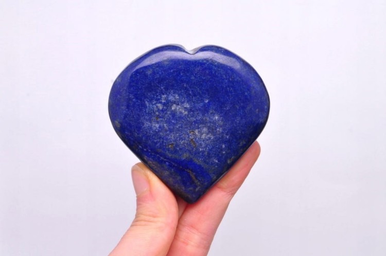 * LAPIS LAZULI PAKISTAN NIEBIESKIE UROKLIWE SERCE NATURALNY KAMIEŃ NR H87 *
