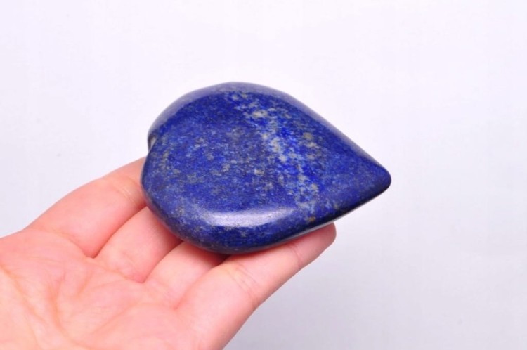 * LAPIS LAZULI PAKISTAN NIEBIESKIE UROKLIWE SERCE NATURALNY KAMIEŃ NR H87 *