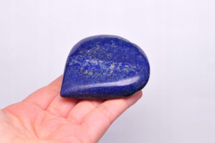 * LAPIS LAZULI PAKISTAN NIEBIESKIE UROKLIWE SERCE NATURALNY KAMIEŃ NR H87 *