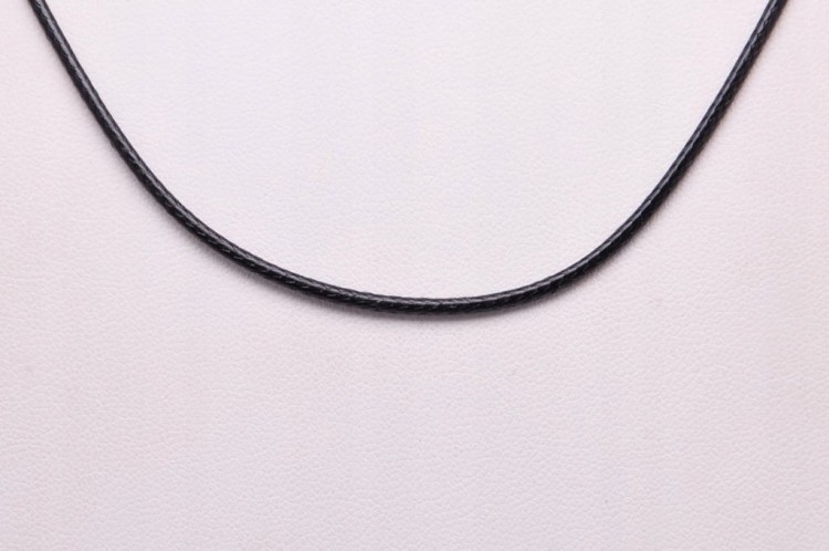 * ZĄB PREHISTORYCZNEGO REKINA MAROKO CIEKAWA ZAWIESZKA NA SZNURKU NR 11 *