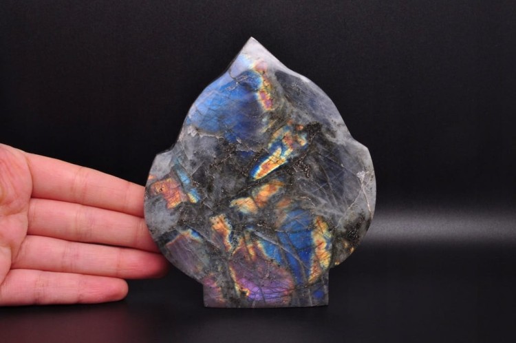 * LABRADORYT LIŚĆ POLEROWANY MINERAŁ PIĘKNY EFEKT LABRADORYZACJI NR 3 *