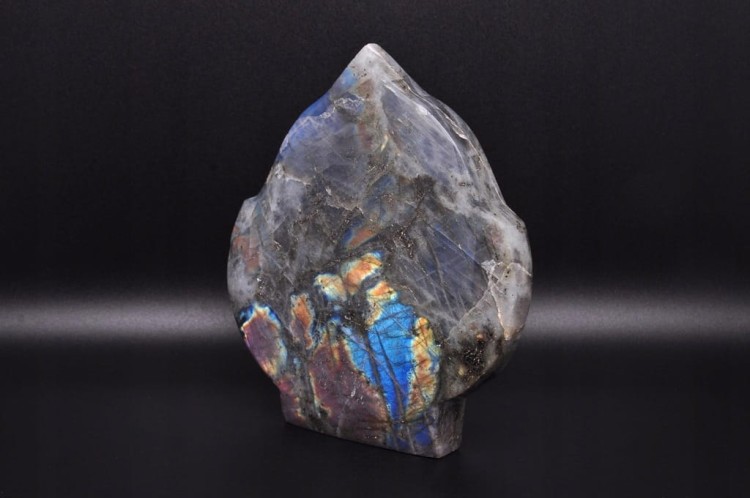 * LABRADORYT LIŚĆ POLEROWANY MINERAŁ PIĘKNY EFEKT LABRADORYZACJI NR 3 *