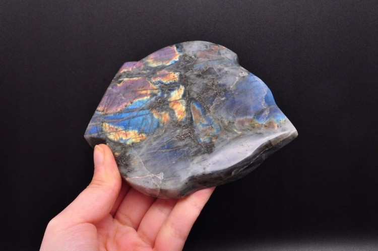 * LABRADORYT LIŚĆ POLEROWANY MINERAŁ PIĘKNY EFEKT LABRADORYZACJI NR 3 *