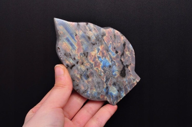 * LABRADORYT LIŚĆ STOJĄCY OKAZ ŚLICZNY KAMIEŃ NATURALNY NR 5 *