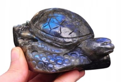 * LABRADORYT MADAGASKAR EFEKTOWNA FIGURKA RZEŹBA ŻÓŁW PIĘKNA BARWA NR 1 *