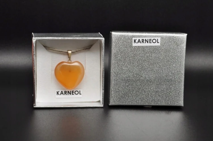 * KARNEOL BRAZYLIA UROKLIWA JASNA ZAWIESZKA NATURALNY OKAZ NR 16 *