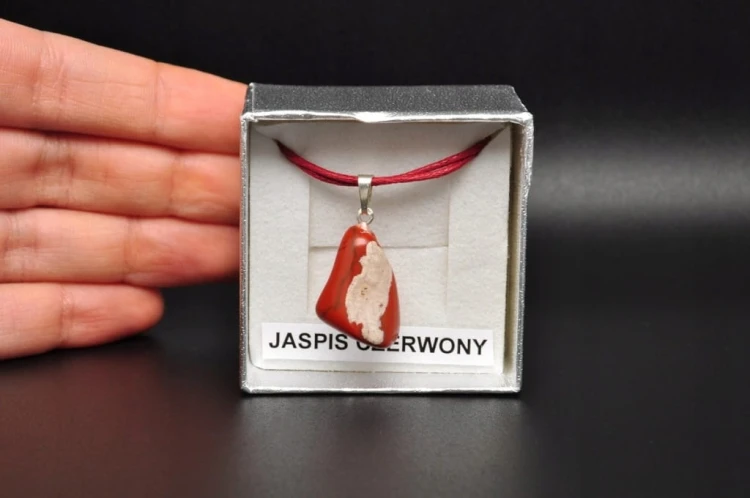 * JASPIS CZERWONY RPA CIEKAWA ZAWIESZKA W PUDEŁKU PIĘKNY WZÓR NR 2 *