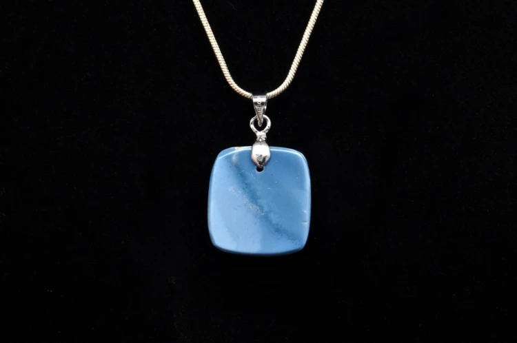 * ANGELIT PERU UROKLIWA PROSTOKĄTNA ZAWIESZKA ELEGANCKI MINERAŁ NR 2 *